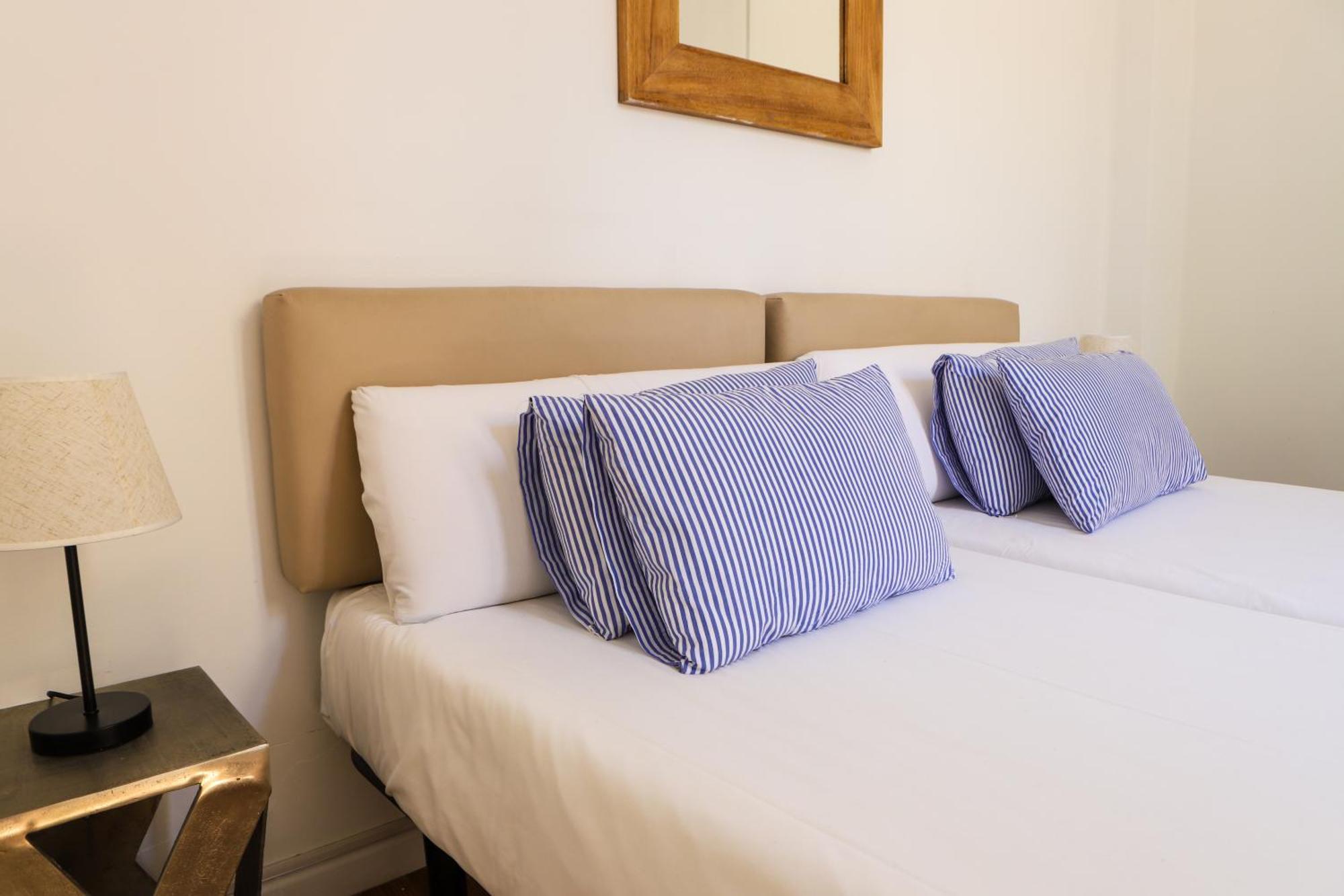 Valencia Luxury - Malvarrosa Beach Bagian luar foto